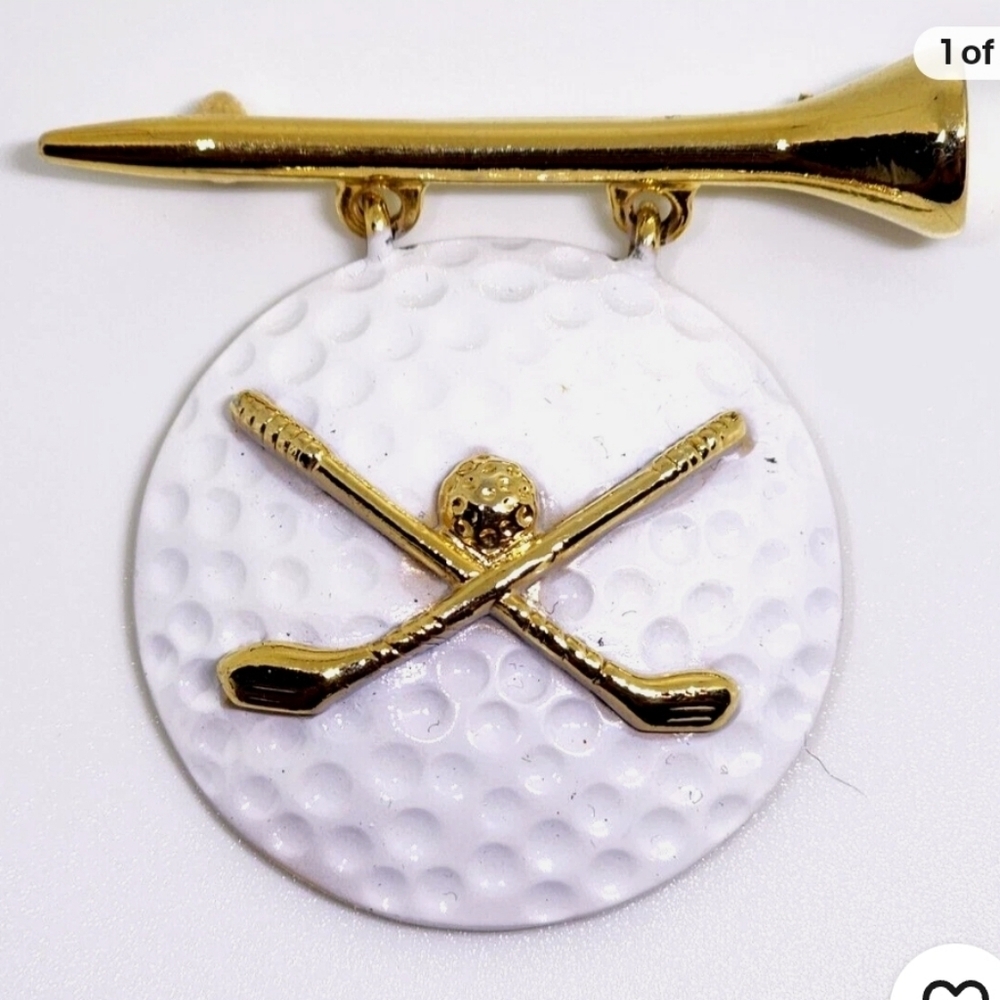 Vintage AJC Goldtone Golf Tee with White Enamel Golf Ball Cross Clubs Pin Brooch